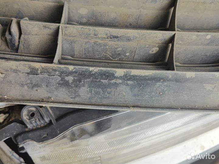 Решётка радиатора Toyota Corona premio