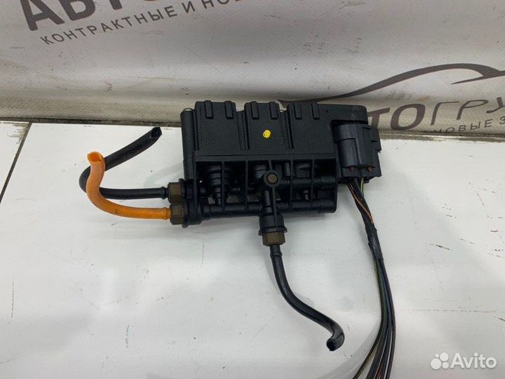 Блок клапанов пневмоподвески Lr Rr Sport 1 L320