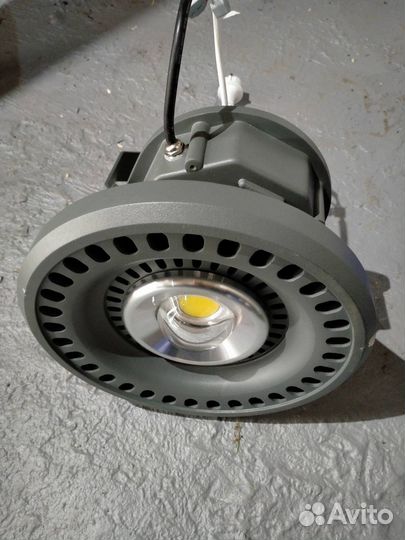 Светодиодный прожектор 150 вт