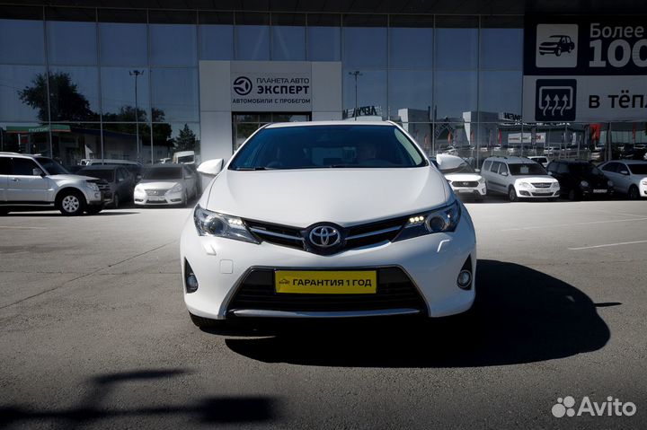 Toyota Auris 1.6 CVT, 2014, 178 112 км