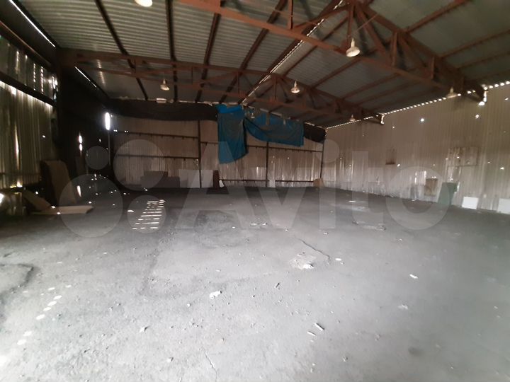 Склад, 638 м²