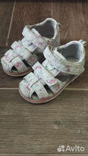 Сандалии для девочки 21 размер