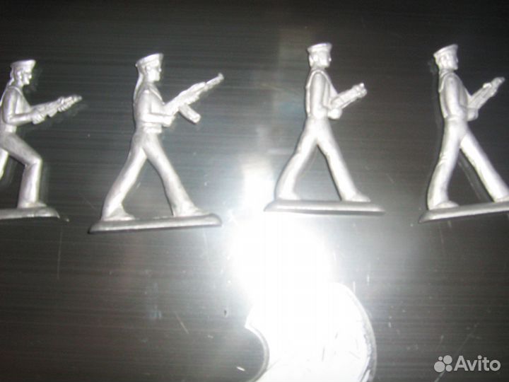 Оловянные солдатики советские