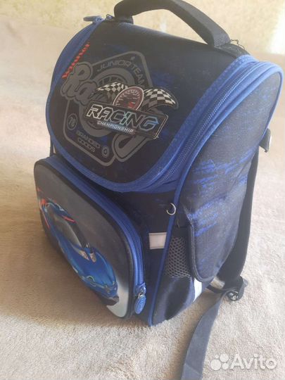 Школьный рюкзак