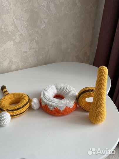 Вязаная игрушка пирамидка тигр