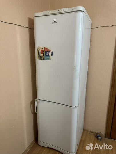 Холодильник на запчасти