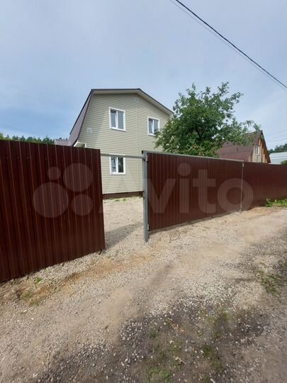 Дом 107 м² на участке 5 сот.