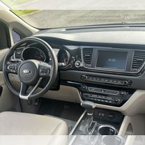 Kia Carnival 2.2 AT, 2019, 99 780 км, с пробегом, цена 2 590 000 руб.