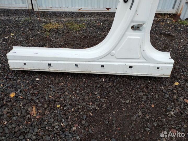 Порог кузова левый Kia Optima 3 (TF) 2.0 2011