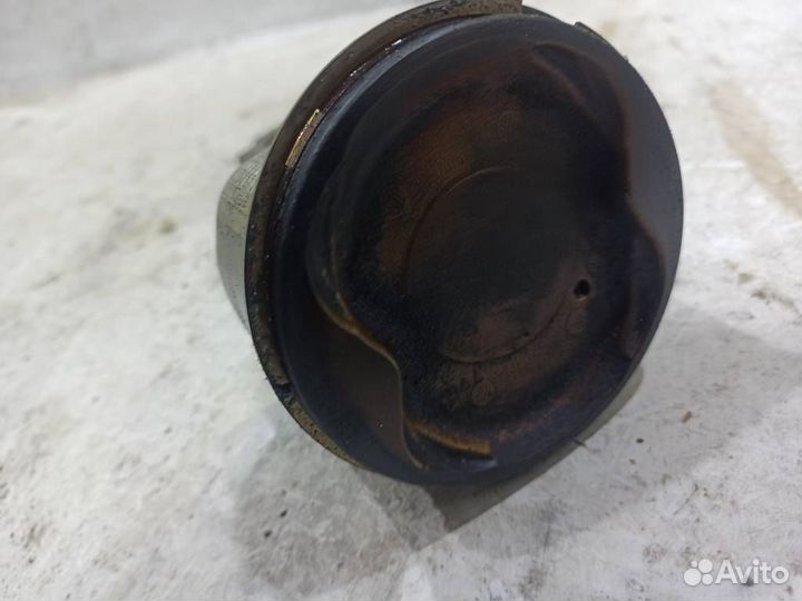 Поршень с шатуном Лексус