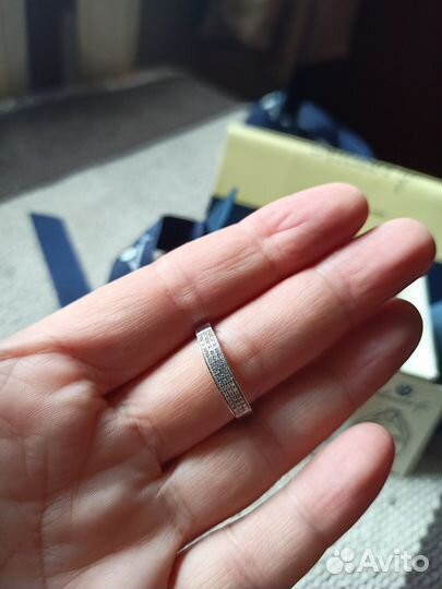 Золотое кольцо с бриллиантами