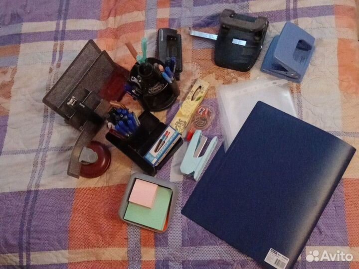 Офисные принадлежности