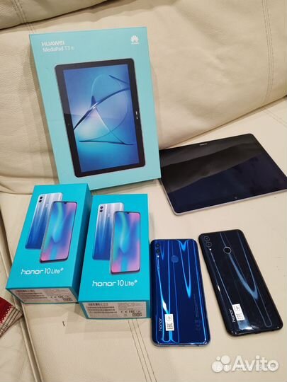 HONOR 10 Lite, 3/64 ГБ
