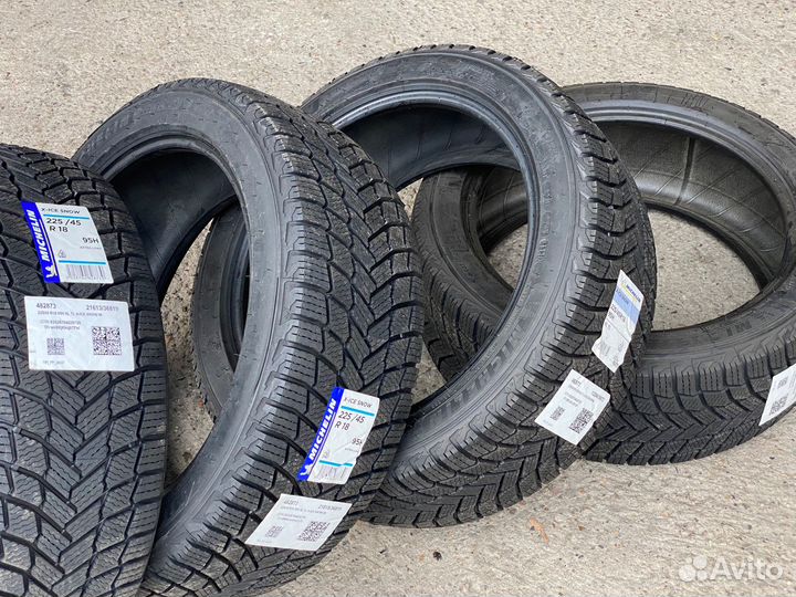 Michelin X-Ice Snow 225/45 R18 95H