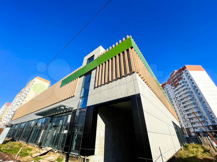 Торговая площадь, 1800 м²