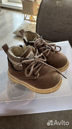 Ботинки демисезонные 23 размер