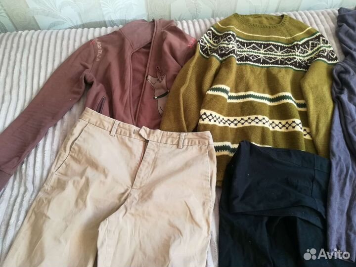 Женские вещи 42 44 платье джинсы свитера