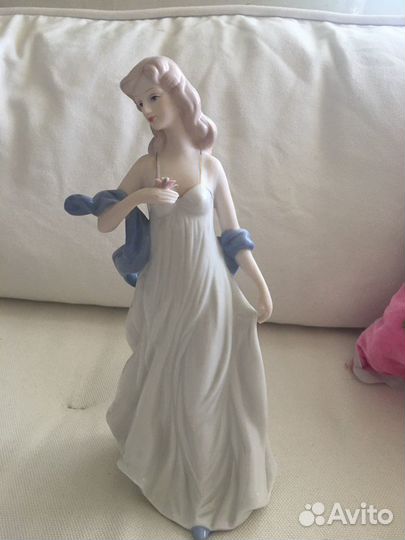 Фарфоровые статуэтки