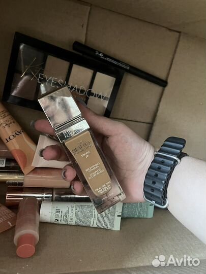 Набор косметики и уходовых средств пакетом