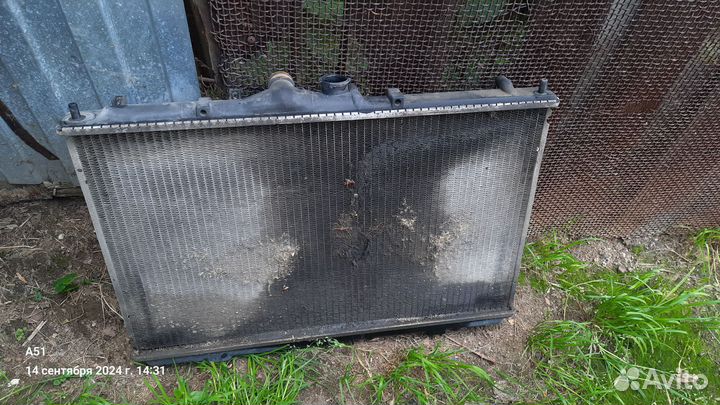 Радиатор Мицубиси MR299522