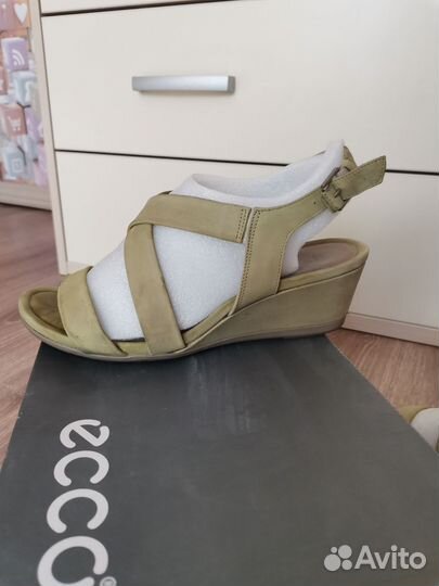 Босоножки женские ecco 37