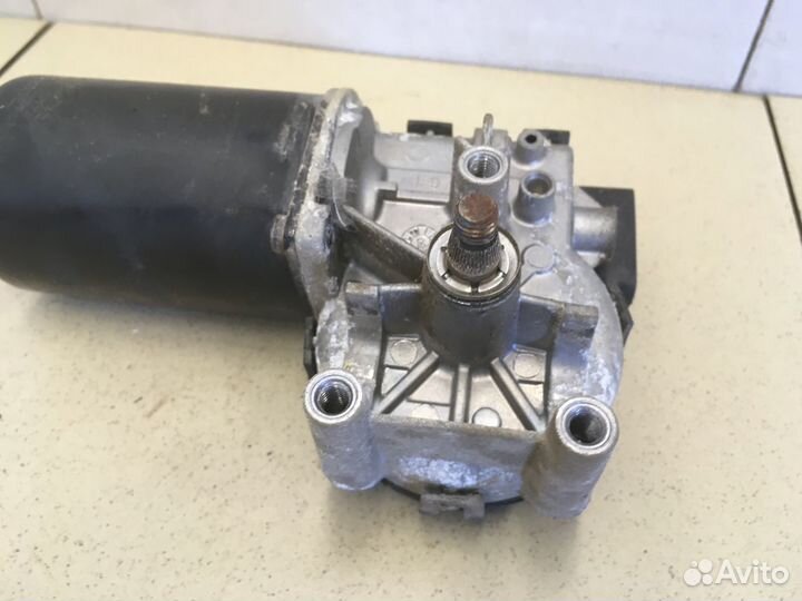 Моторчик стеклоочистителя передний Sportage 2004-2