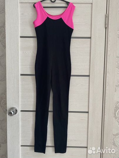 Комбинезон женский спортивный 40