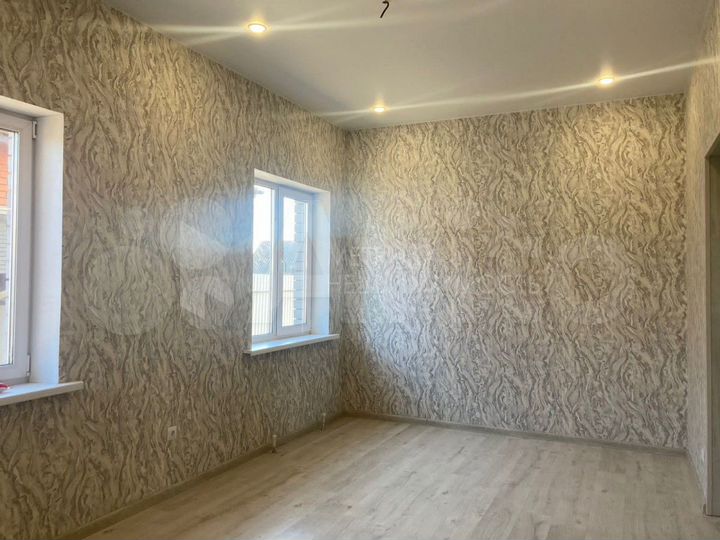 Дом 100 м² на участке 4 сот.