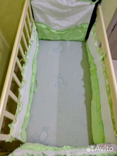 Бортики и балдахин