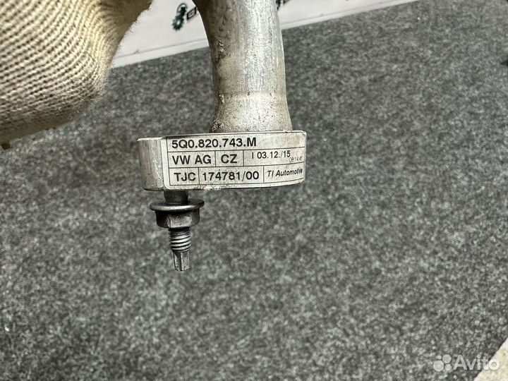 Трубка кондиционера Skoda Octavia A7