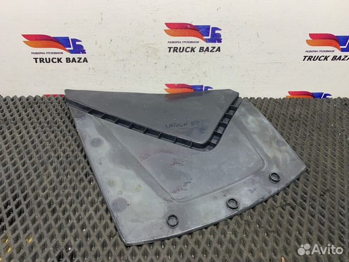 1910435 Коврик вещевого отделения Scania 5-series