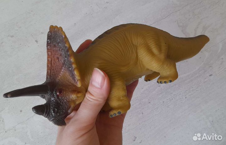 Динозавр Трицератопс