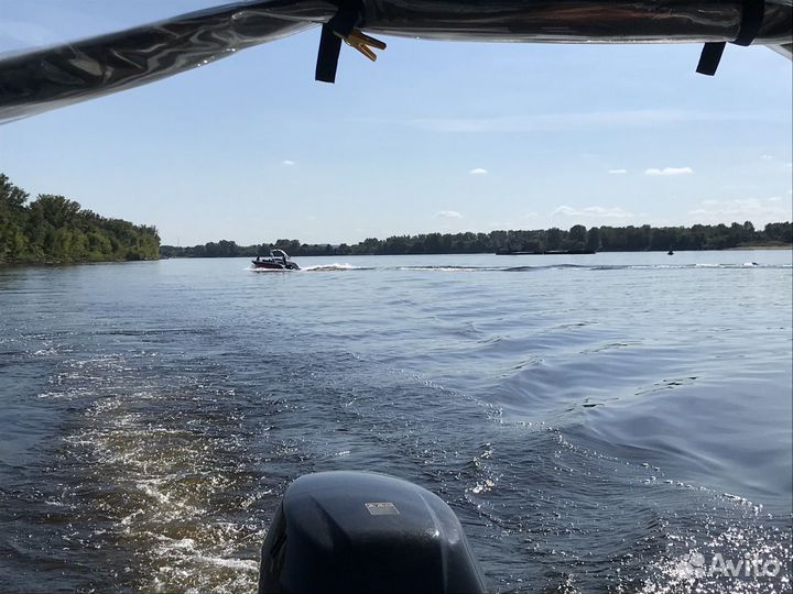 Прогулки на катере