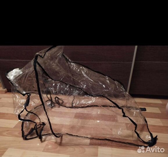 Универсальный Chicco дождевик на коляску