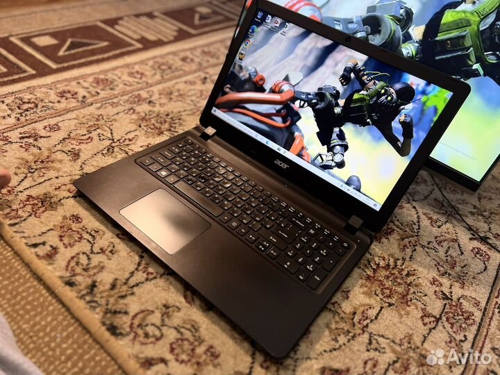 Мощный Ноутьук Acer i5-7200u/8гб/500гб Hdd