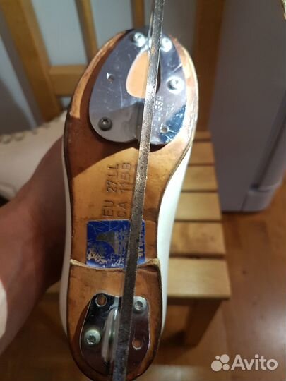 Продам фигурные коньки