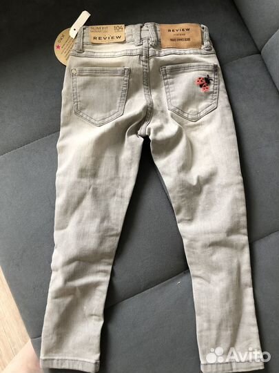 Джинсы для девочки новые 104
