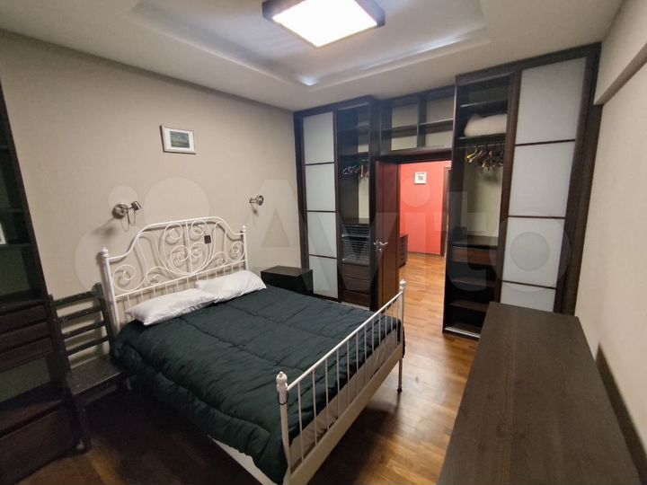 3-к. квартира, 98 м², 4/5 эт.