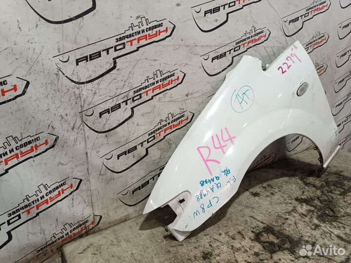 Крыло mazda premacy CP8W cpew C10052211F переднее левое белый, A3D QA4918