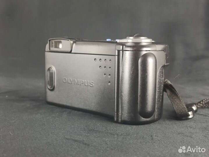 Olympus Infinity Zoom 2000