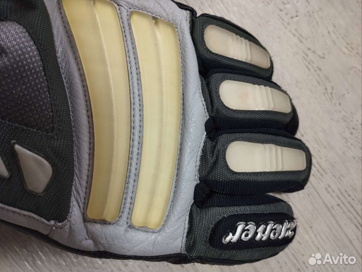 Горнолыжные перчатки мужские Ziener