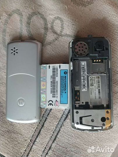 Телефон Motorola C350 и Nokia Lumia 535