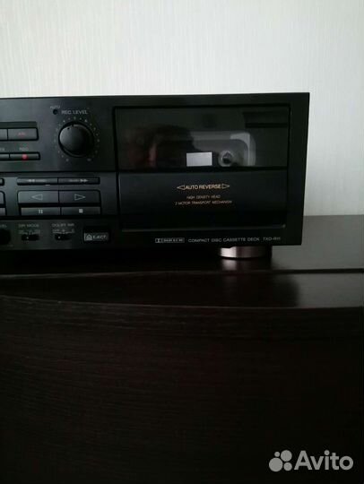 Кассетныая дека с CD проигр. sony TXD-R11