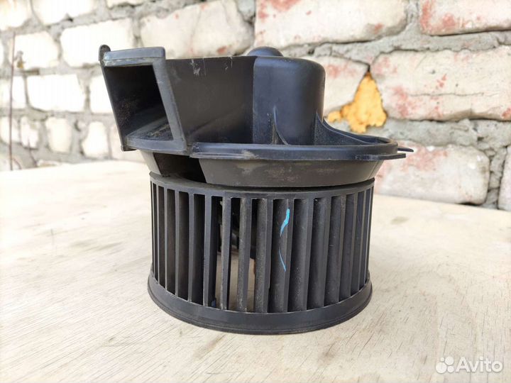 Вентилятор печки Пежо 206 Peugeot 206