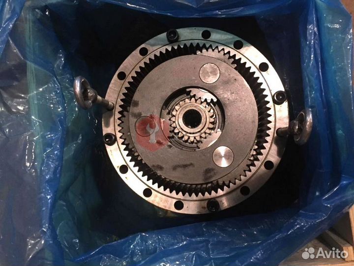 Поворотный редуктор CAT 349E