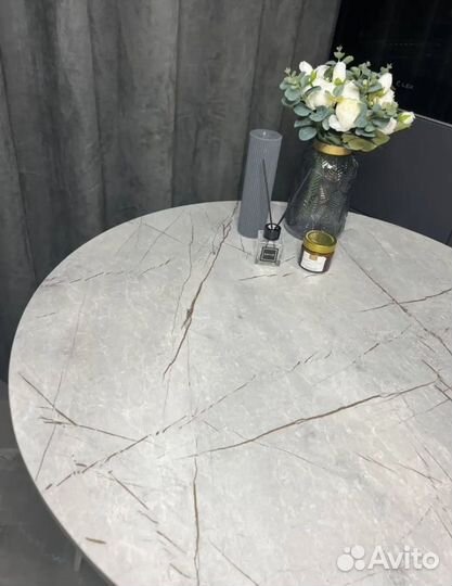 Стол обеденный круглый