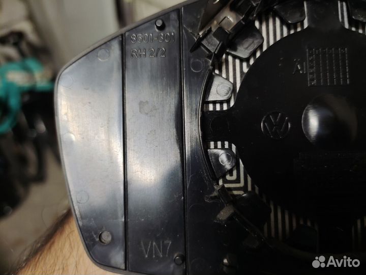 Зеркальный элемент для Volkswagen Tiguan II