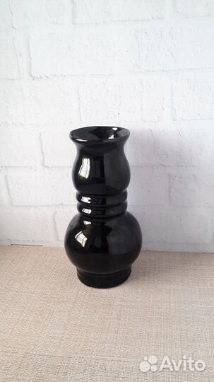 Глиняные вазы