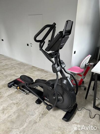 Эллиптический тренажер