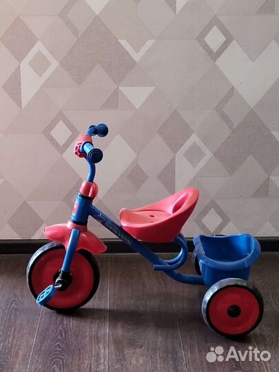 Трехколесный велосипед новый